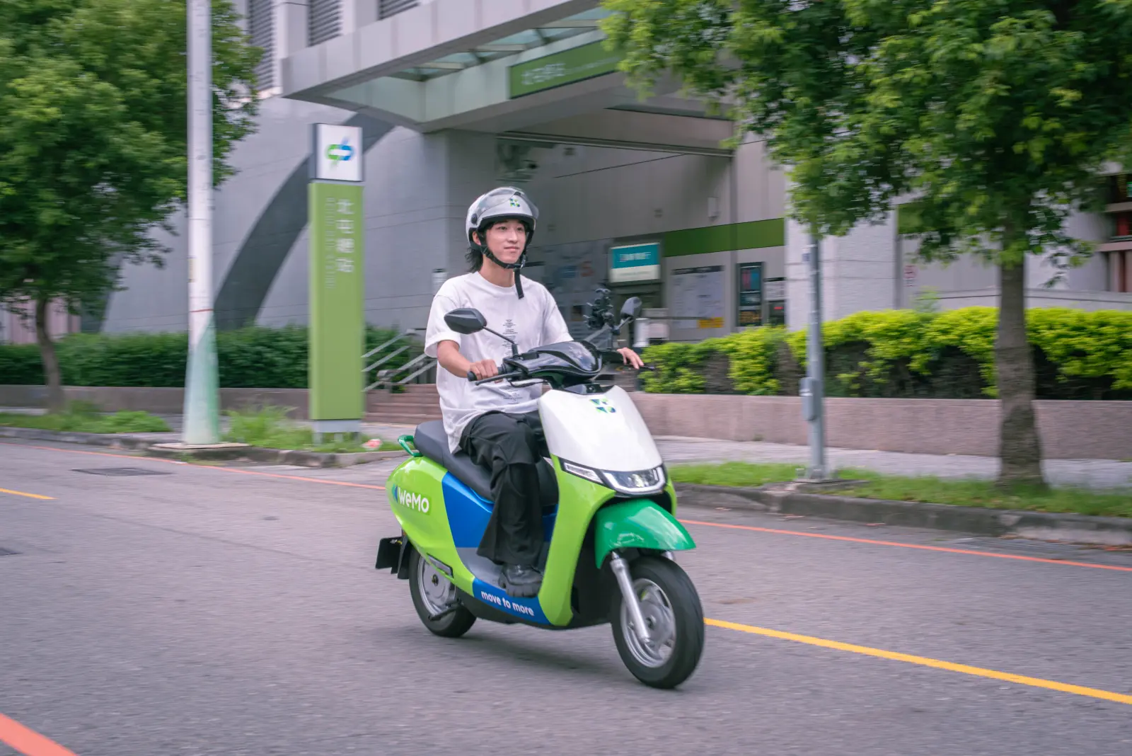 中捷2站增共享機車　搶攻捷運最後一哩