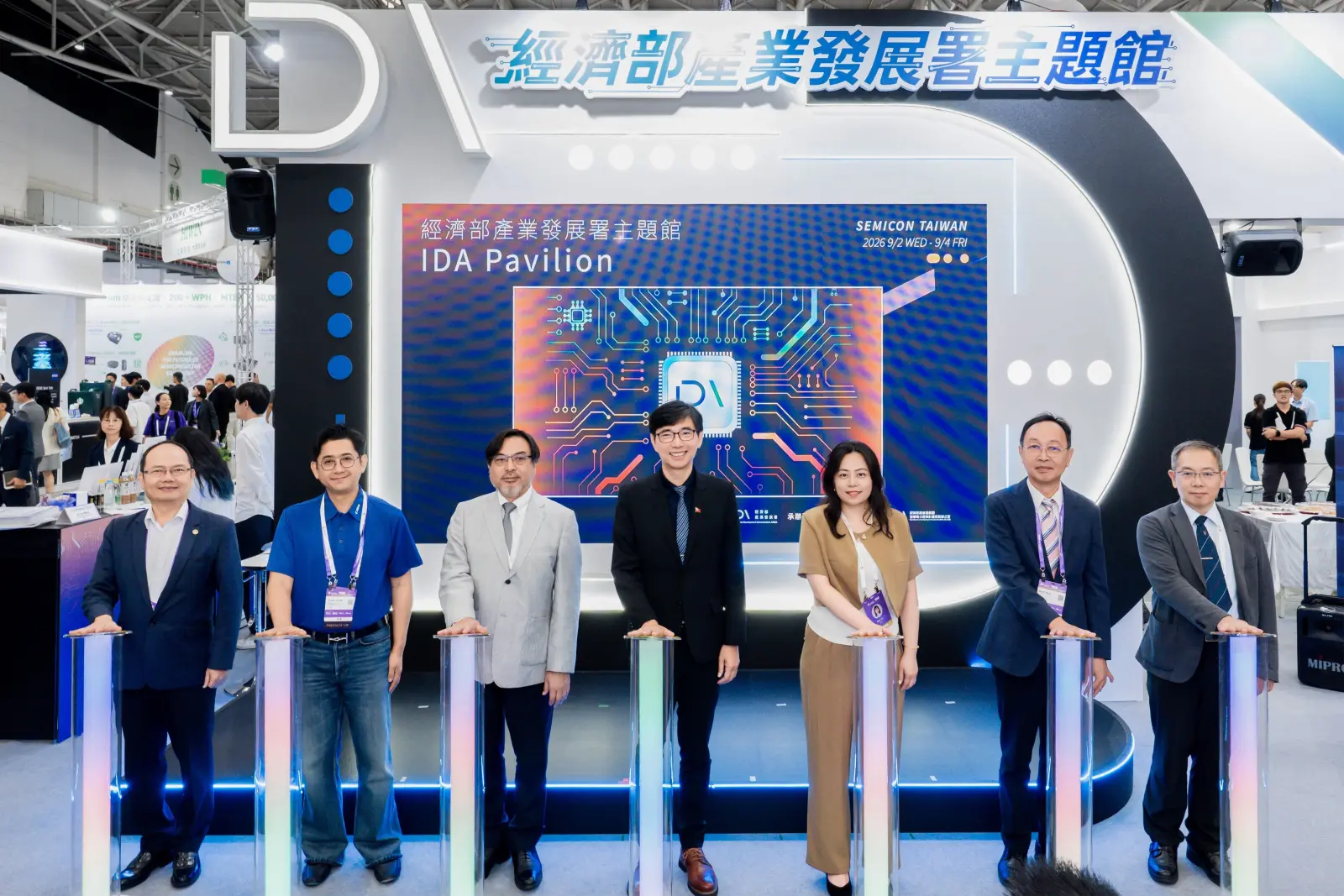 SEMICON Taiwan產發署主題館登場　攜17家業者秀臺灣半導體設備、晶片實力