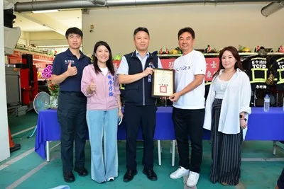 兄妹捐消防警備車助救災　台中黎明分隊增添機動戰力