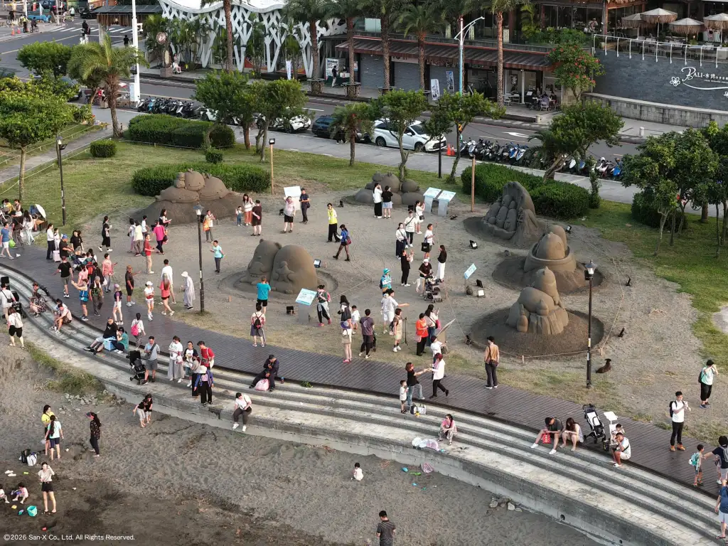 八里城市沙雕展延長至10月11日　San-X人氣角色陪玩初秋